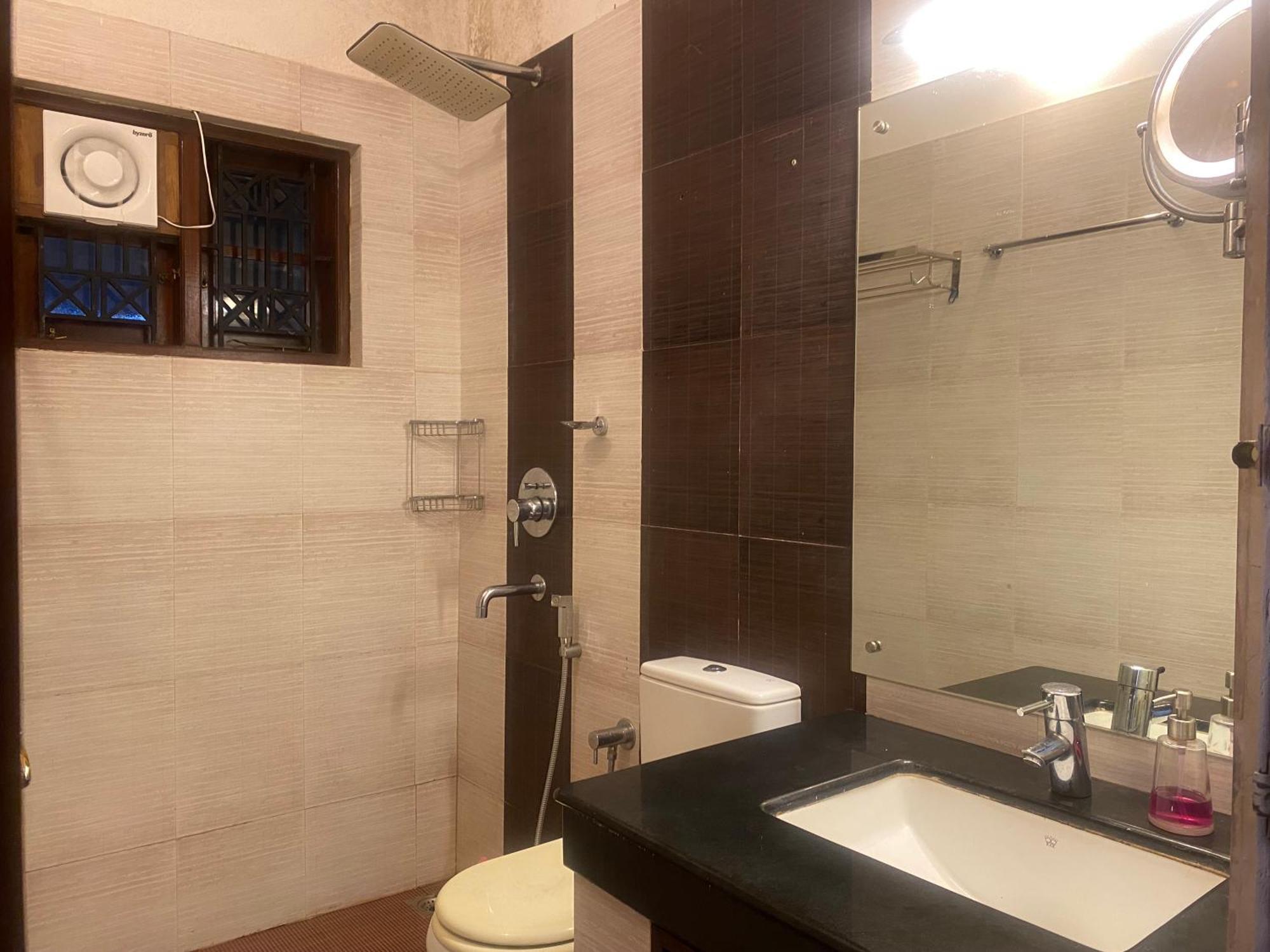 "Radhas" 4Br Villa In Gated Spring Field Community, カンヌール エクステリア 写真