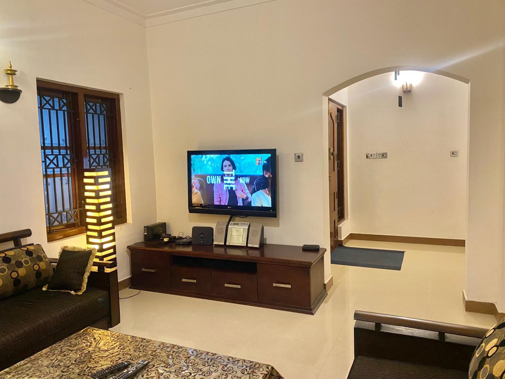 "Radhas" 4Br Villa In Gated Spring Field Community, カンヌール エクステリア 写真
